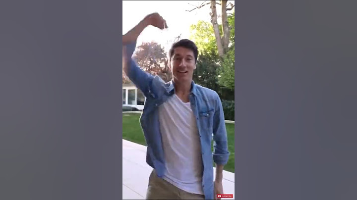 Lewandowski in TikTok mode 🤣😂 #shortsviral #shorts #tiktokdance #footballshorts