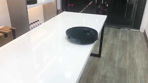 Cảm biến chống rơi cầu thang trên Deebot của Ecovacs