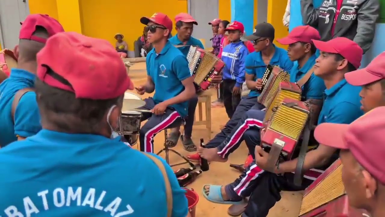 Taralila - Raozy mavokely - Ny Voninavoko! 