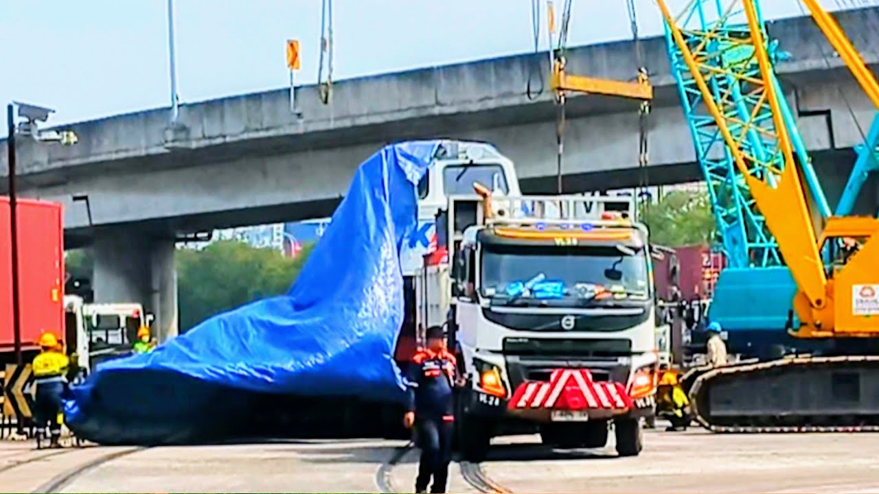 BALIK KE JAWA | LOKOMOTIF CC 206 DARI SUMATERA TIBA DITERMINAL JICT TANJUNG PRIOK