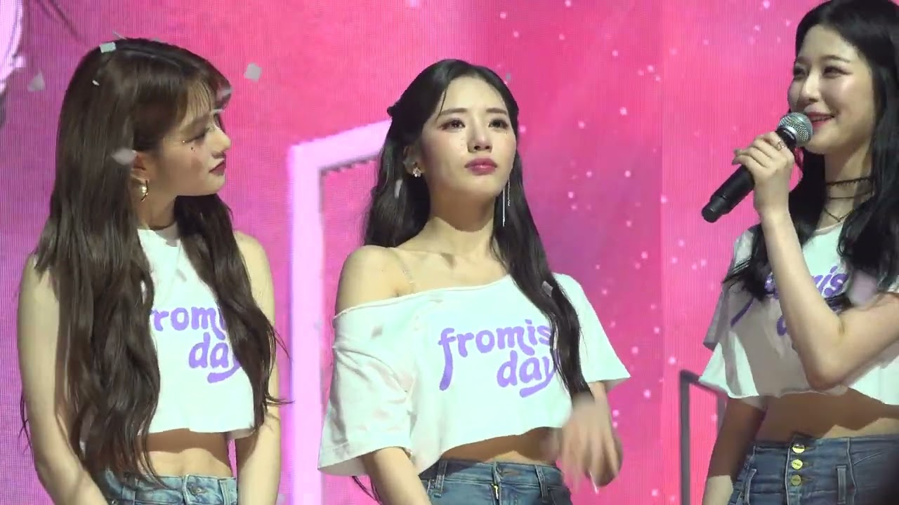 [4K] 220424 프로미스나인 CLOVER + 마무리 인사 직캠