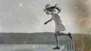 "Do Not Spare Yourself" by Mario Benedetti (translated and read by Maria Popova)