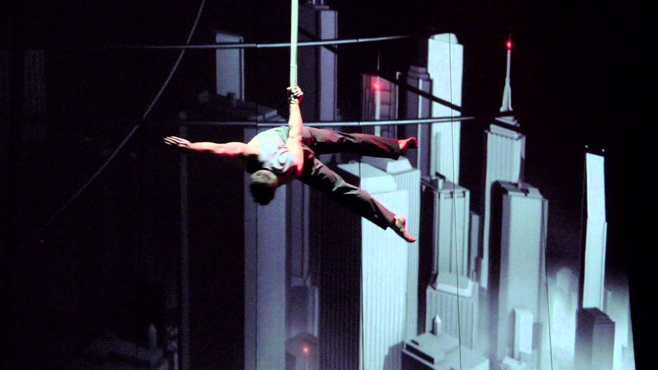 Cirque Éloize - Cirkopolis