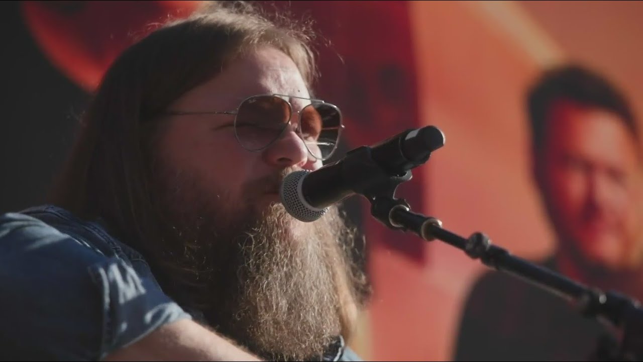 Country artists compete on CBS's new series "The Road"