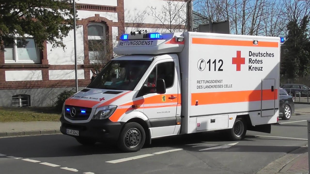 [Am Krankenhaus] RTW 40-83-03 DRK Celle