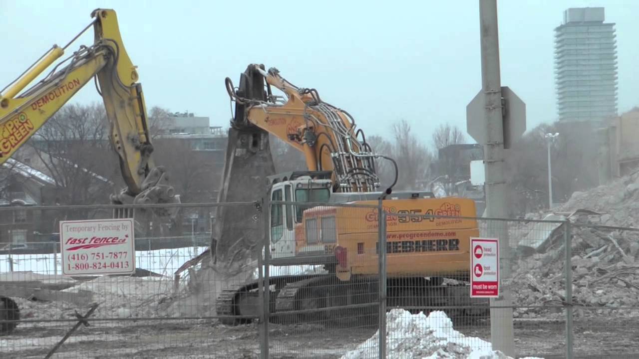 Tearing Down Regent Park - Dickinson Towers