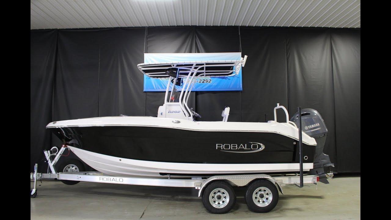 2018 Robalo 2020 Explorer