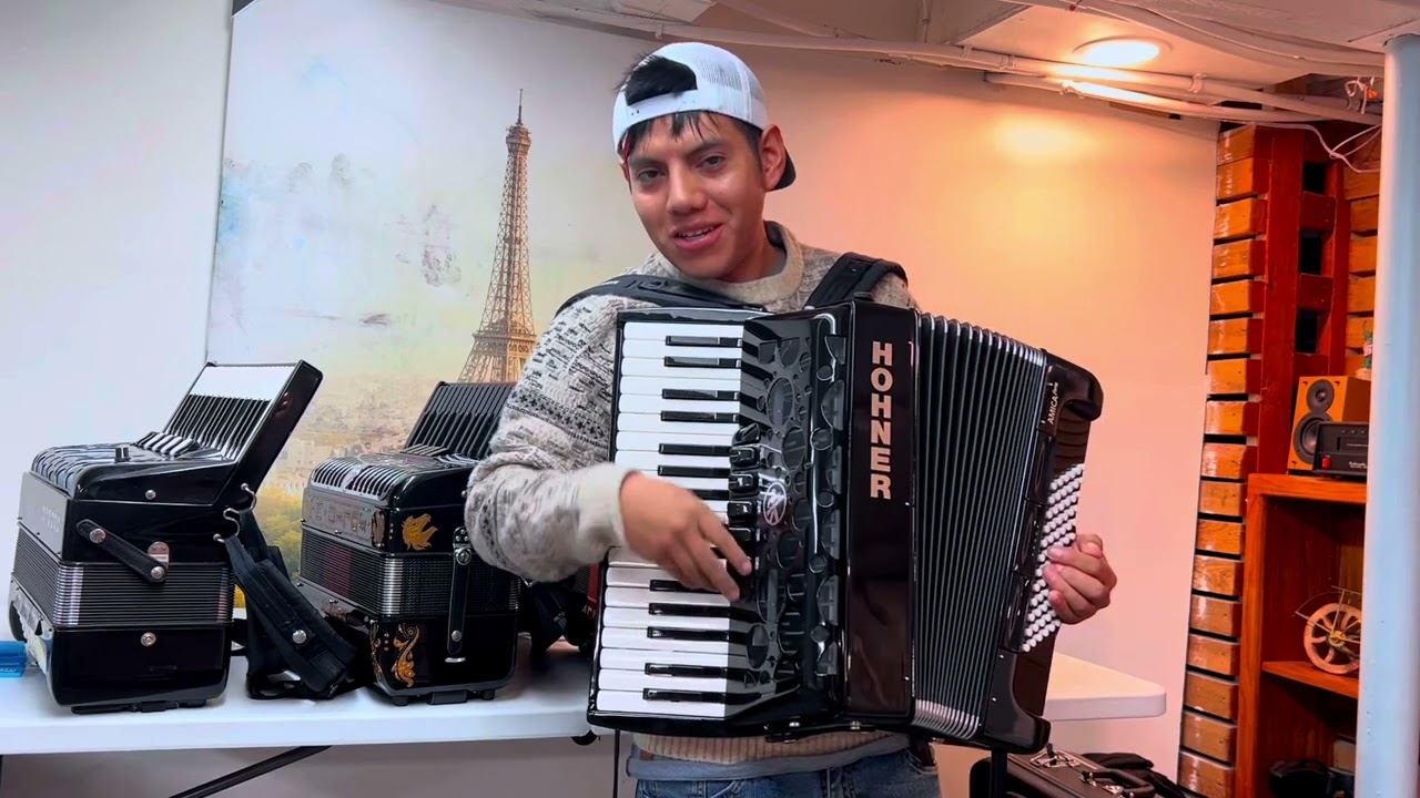Acordeón hohner forte Julio Mayancela