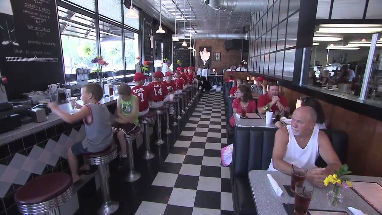 Mt Pleasant Grille Tennessee Crossroads Episode 2412.1 YouTube