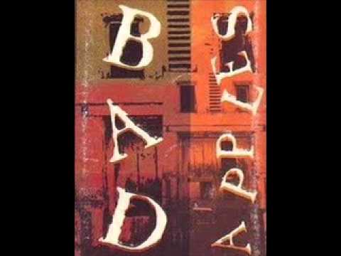 BAD APPLES - Yang Pernah Ada - Composer : BAD APPLES 1995 (CDQ)