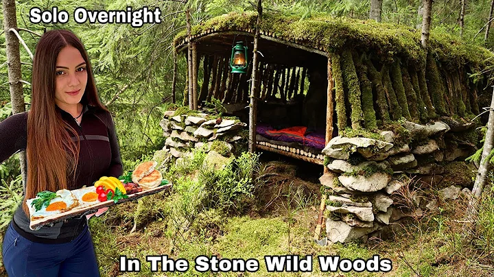 Crafting Survival Bushcraft Shelter: moss roof, wo...