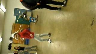 Download Lagu boys walking the runway yes divas MP3