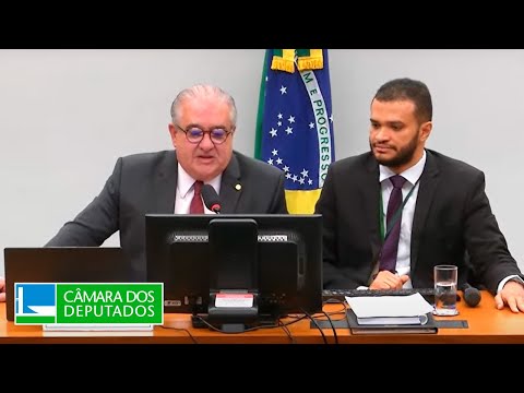 Vídeo do evento a partir de 1:17:30