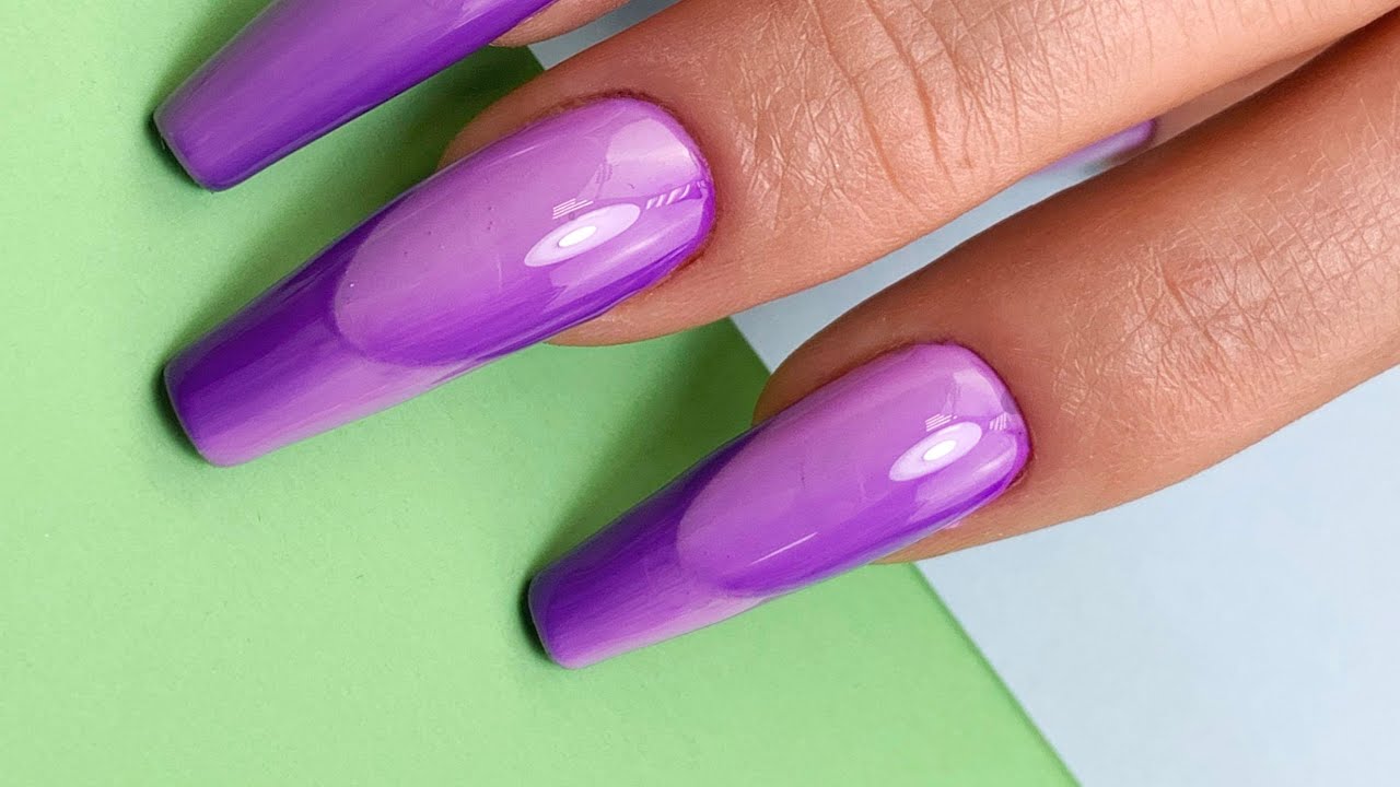 Holiday Nail Ideas: 15 Designs That Are Easy to DIY | Woman's World