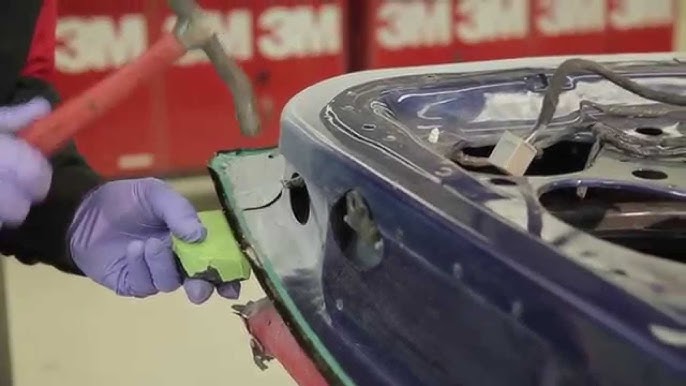 3M Product DEMO Automotive Foam Application on Vimeo