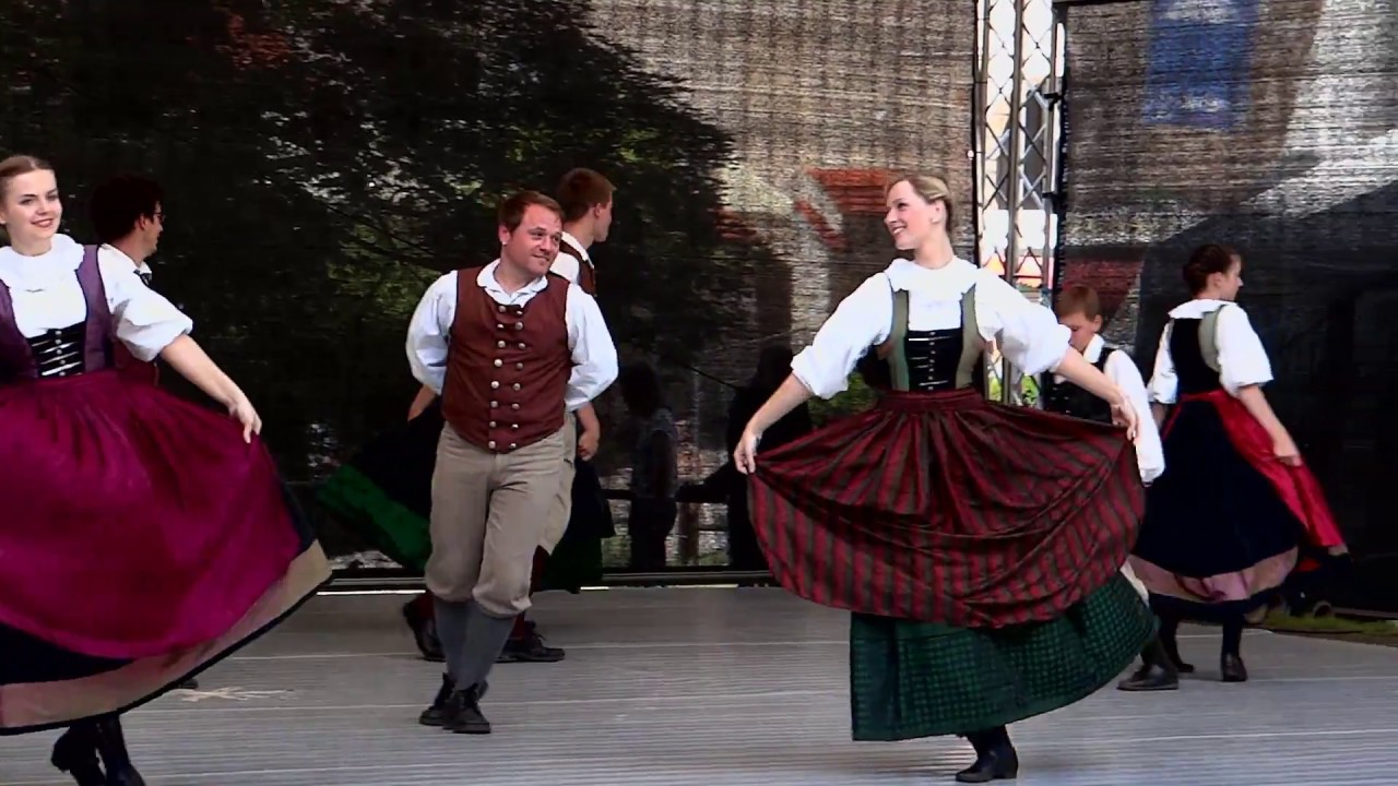 Kehraus  -  German Folk Dance