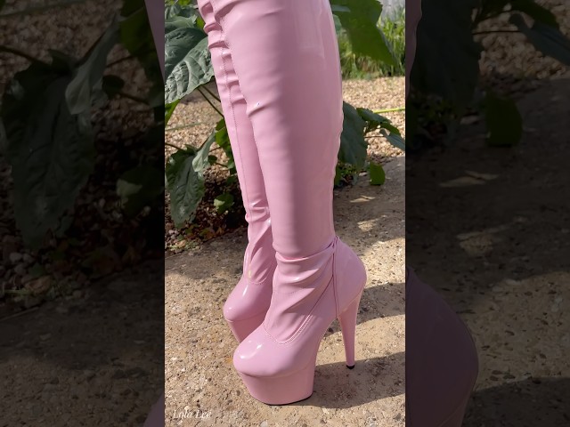 LOVE my holographic pink boots, especially in the sun!💗✨🌈 #boots #heels #highheels #thighhighboots
