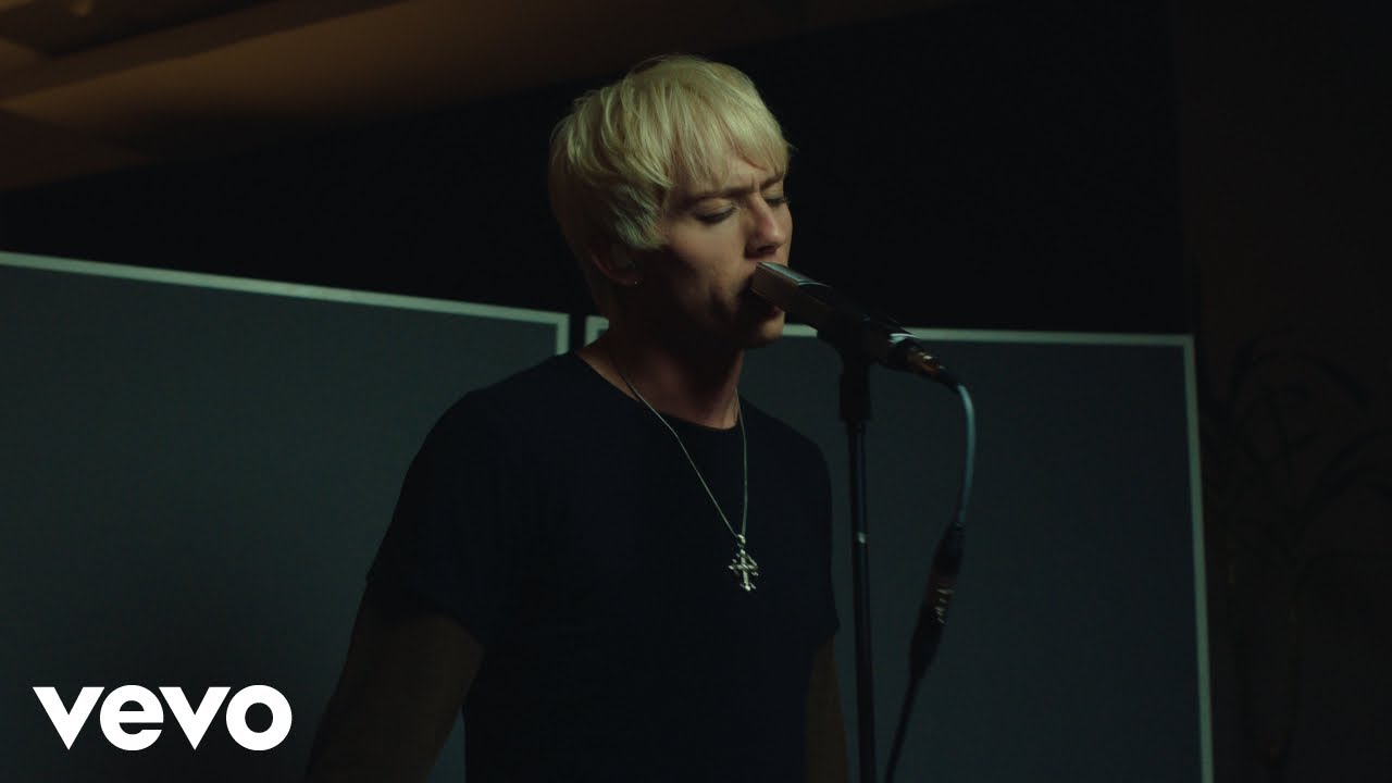 Haiden Henderson - sweat (Live Session)