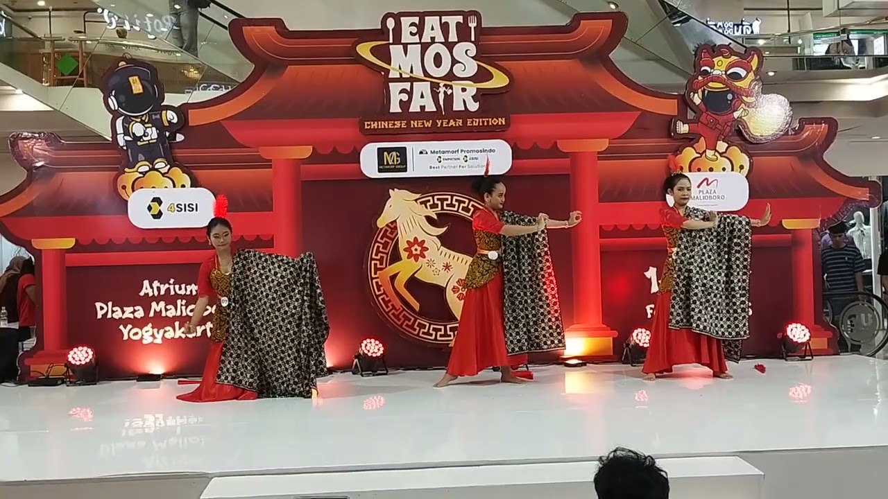 Tari Rancak Kenes (Nada, Asyeca, Putri) 