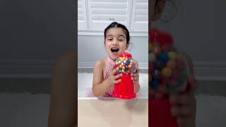 Kids learn to eat healthy foods #shorts