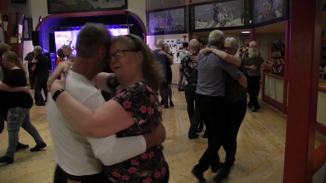 Centrum Långås 8/3 2020 med Rent Drag no: 3 av 3. Foxtrot.