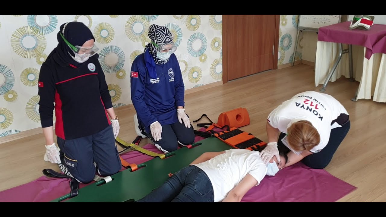 Yüzüstü Yatan Hastayı Omurga Tahtasına Yerleştirme Becerisi