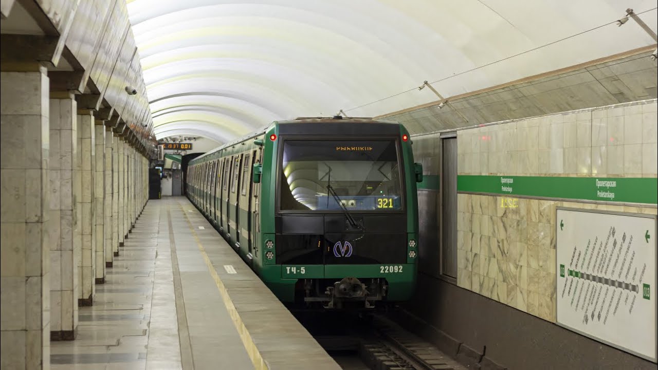 Поездка на 81-722.3/723.3/724.3 по Невско-Василеостровской линии (М3) от «Рыбацкое» до «Беговая»