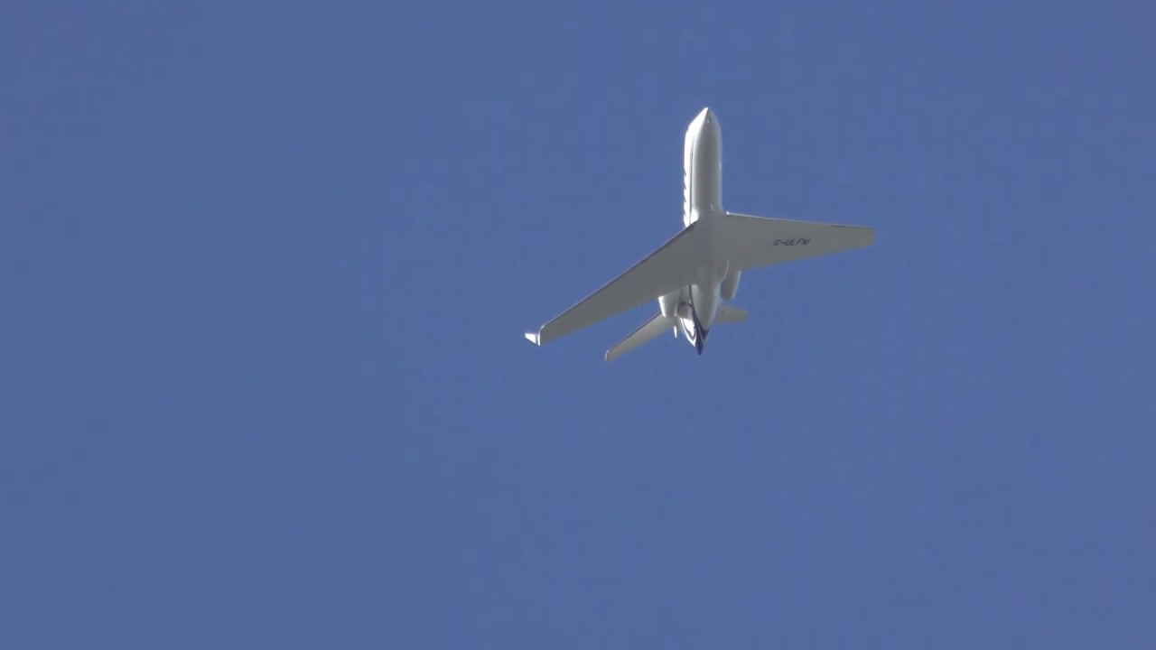 airshow schedule share G ULFM G450 Bizjet of Pen Avia OTT Cambridge UK 30sep19 1050a from luton pilot training