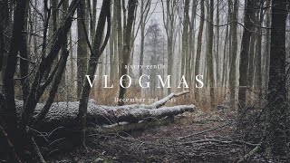 A very gentle vlogmas — December 3, 2021 by the gentle knitter 10,976 views 2 years ago 7 minutes, 23 seconds