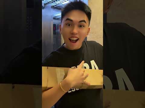 Đưa Bạn Gái Mua Đồ - NCT Vlogs