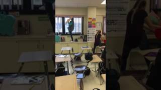 Spanish Mannequin Challenge