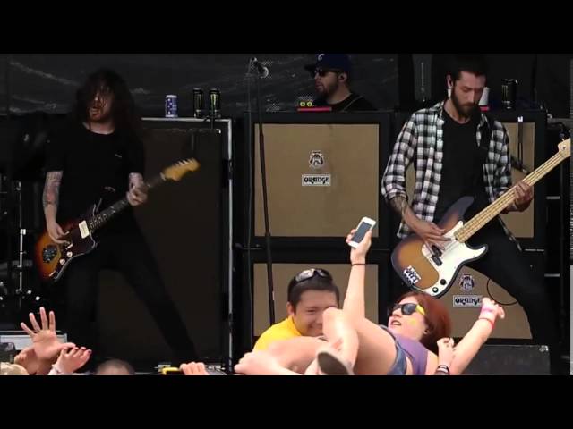 The Devil Wears Prada - Assistant to the Regional Manager [Live] - Warped Tour 2014 class=