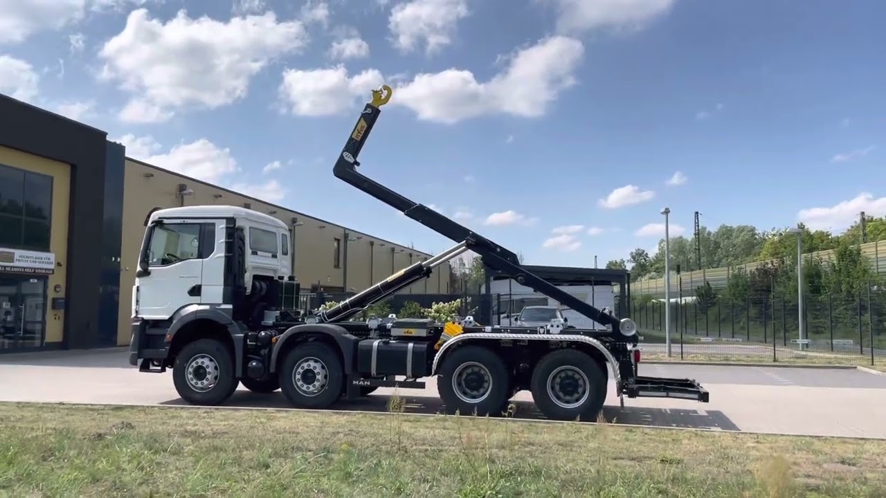 HD Truck Solutions MAN TGS 35.470 8x4 Abrollkipper