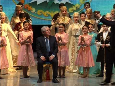 Маленький джигит ансамбль. Школа лезгинки аскера энеева. Маленький джигит ансамбль владикавказ руководитель. Ансамбль ватан. Маленький джигит ансамбль кокаев.