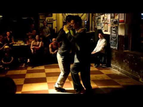 Tango Queer Festival Internacional de Buenos Aires 2016, AMIGAZO por Edgardo Sesma y Carlos Blanco