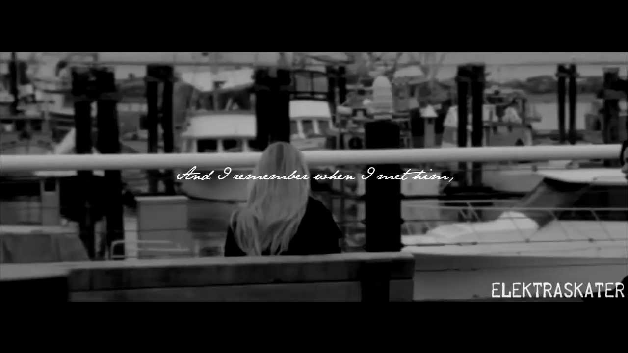 The hook and the swan (AU) And I still love him