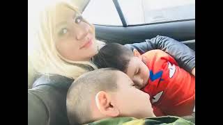 Artıq Çekiden Azad Olan Narinc Rüstemova Ve Ailesi