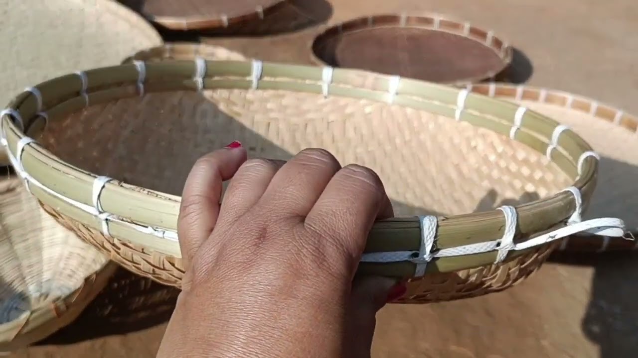 দেউতাৰ হাতৰ বাঁহৰ কামবোৰ।। dhunue বনালে বাঁহৰ dustbin।। ঘৰুৱা video।।