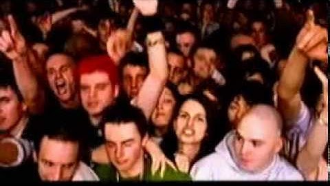 Avril Lavigne - Basket Case (live) - changview.com - more videos