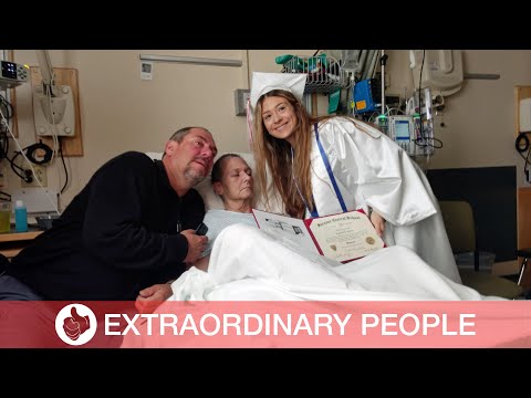 Daughter Graduates In Hospital For Dying Mother - Daughter Graduates In Hospital For Dying Mother