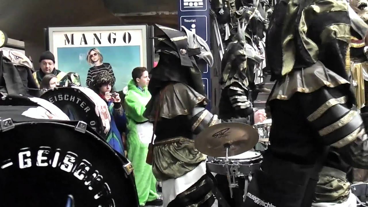 Musegg Geischter Luzern 2011- Einmarsch Bahnhof