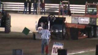 Single Engine Modified tractor pull