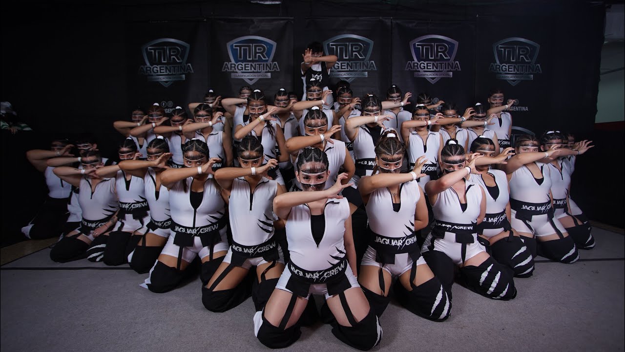 SUPERMEGA ADULTO JAGUAR CREW | TIR NACIONAL 24’