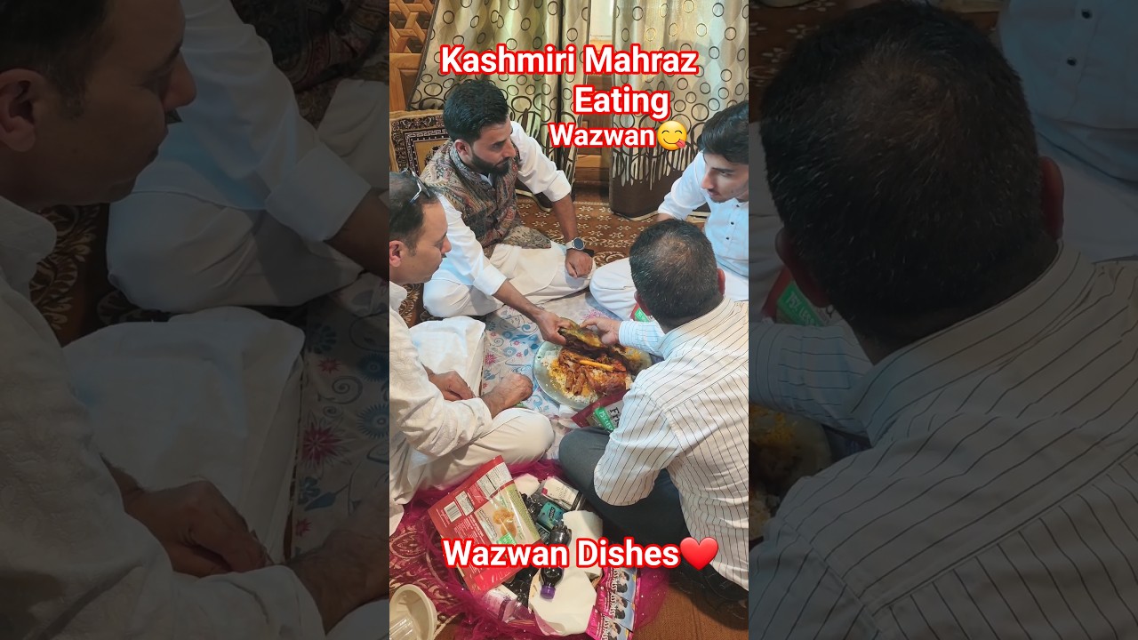 Kashmiri Mahraz Eating Wazwan❤️ || Kashmiri Wazwan😋 