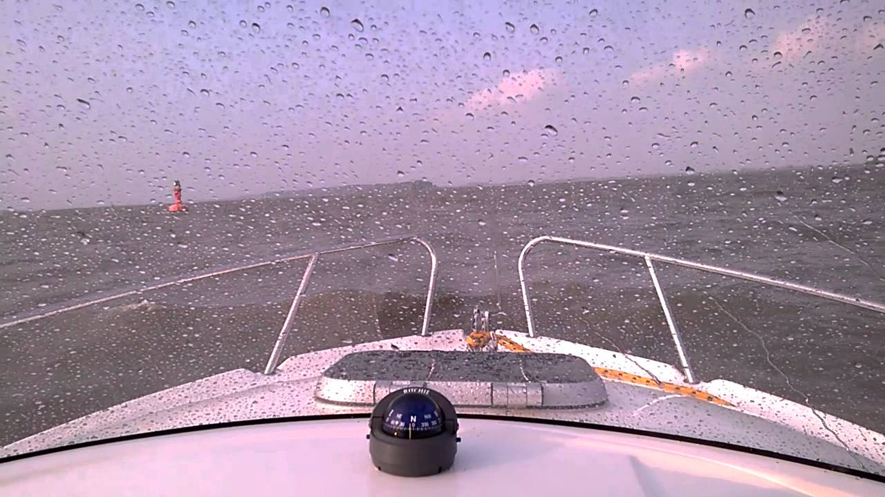 uterelbe bei windstärke 4 wellen 1m+ mit der texas 540 pilothous