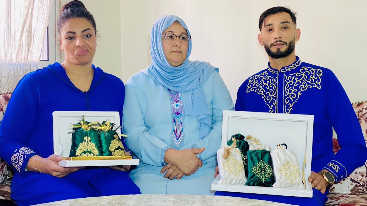 كتعدا على مرات ولدها ولاكن هي نتاقمات منهم بطريقة ذكية (الحيلة حسن من العار 😉)