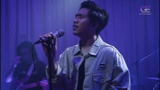 Elnanda Utomo - Terbengkalai (Live Session) In&Out