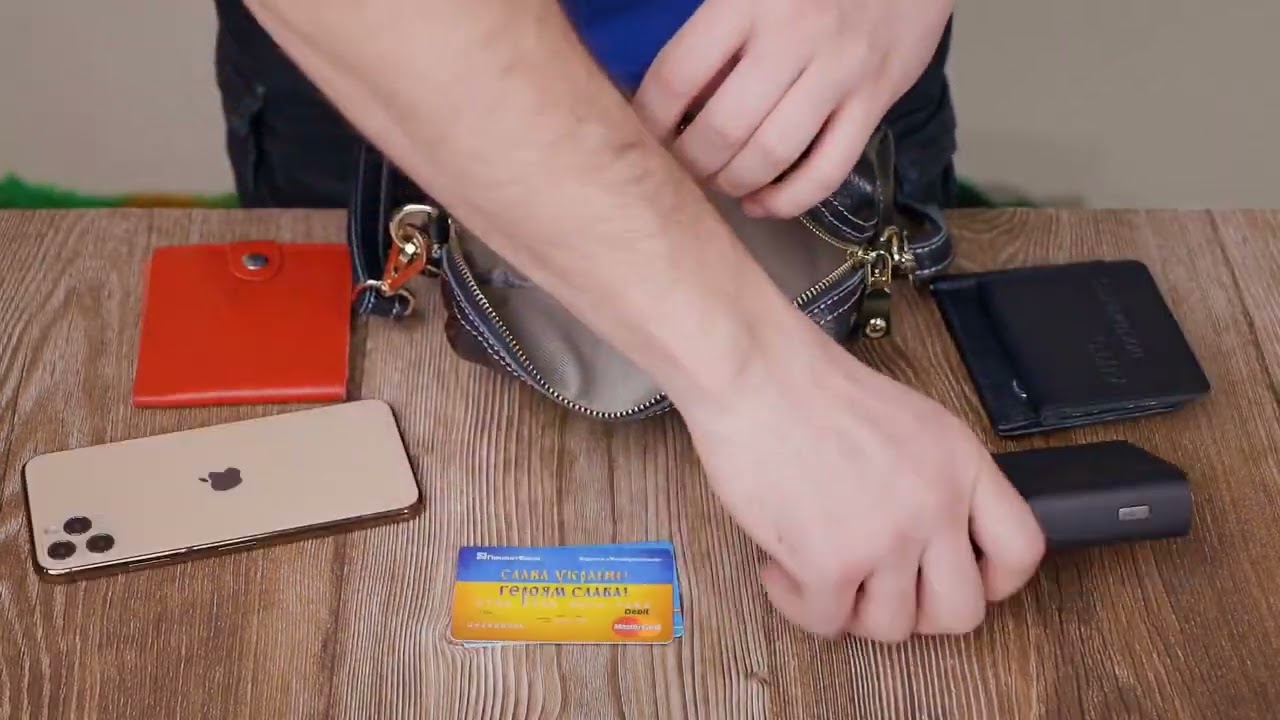 Огляд шкіряної жіночої сумки Vintage 2422276