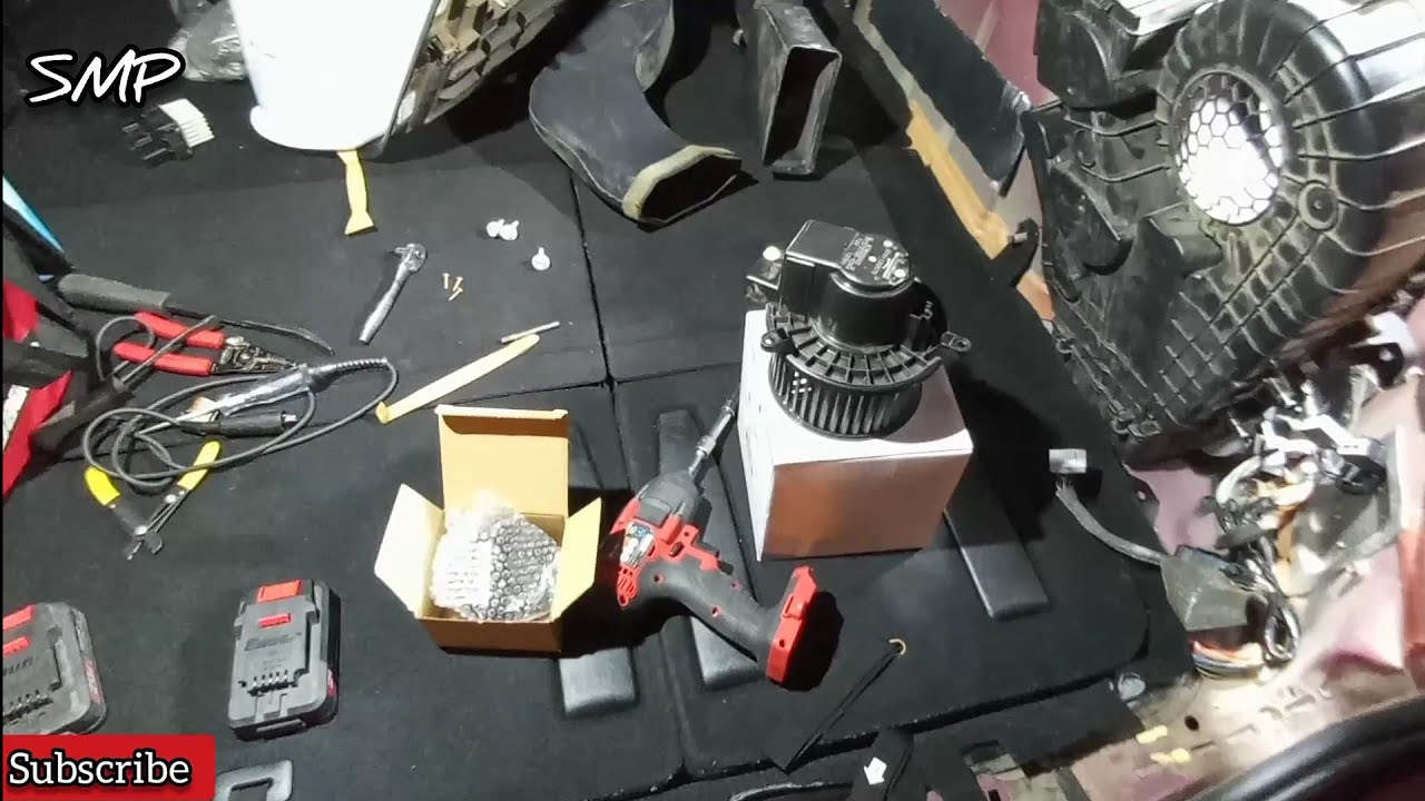 Dodge Grand Caravan rear fan blower motor resistor replacement - YouTube