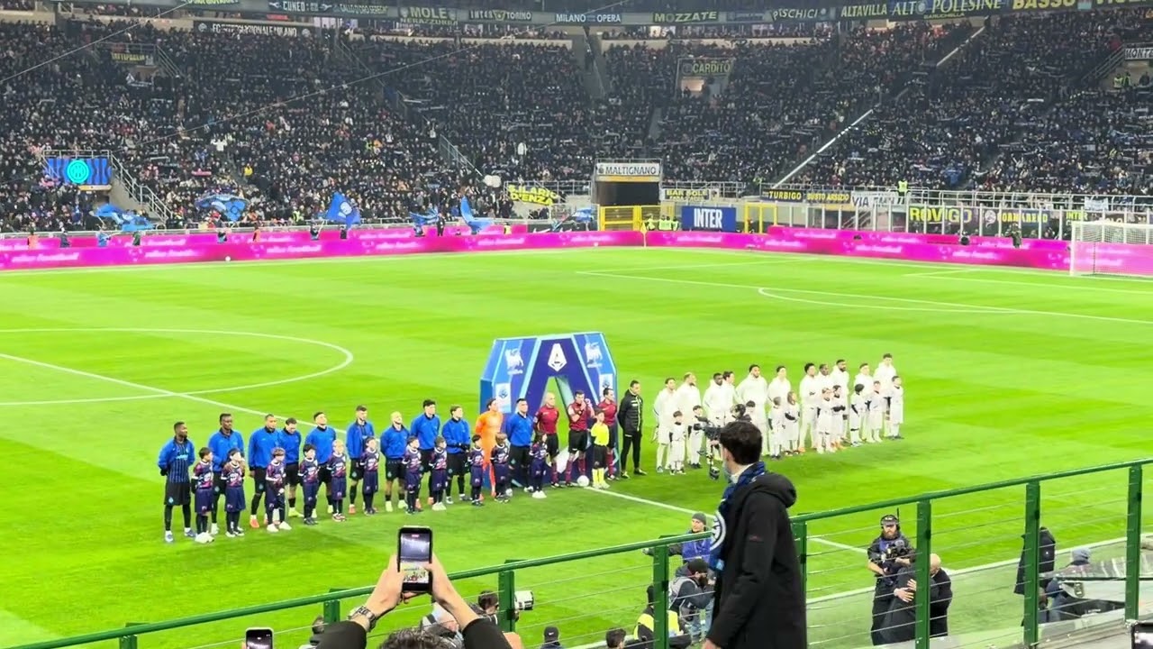 #interjuve #show #interjuventus #atmosphere #juventus #bianconeri #derby #italia #nerazzurri 